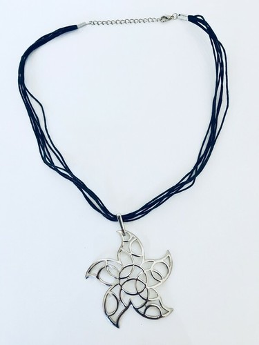 Collier pendentif fleur - collier,