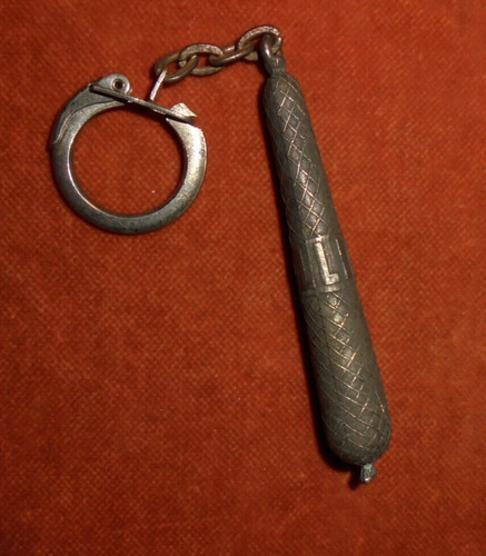 Porte clés joli saucisson - porte-clés,