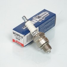 Bougie d'allumage Denso pour Scooter Derbi 50 Variant Sport Après 2003 Neuf