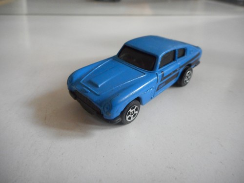 Corgi aston martin db6 - martin, in
