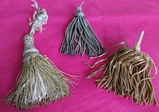 3 Pampilles/pompons anciens en