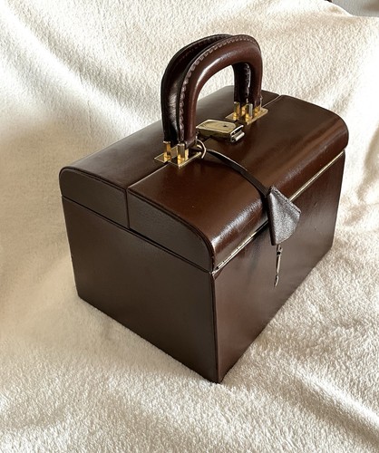 Vanity tanneur vintage - le,