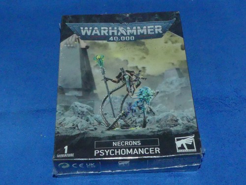 Warhammer 40k necrons - warhammer,