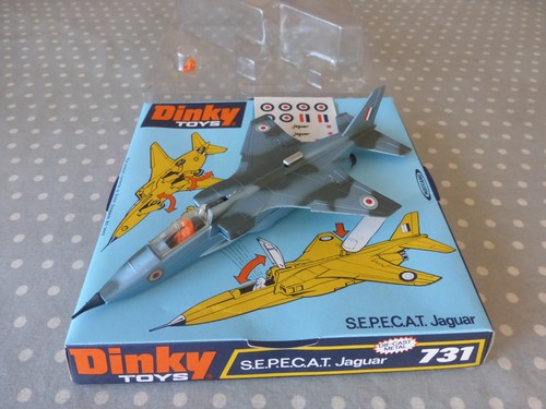 Dinky toys avion 731 jaguar - dinky,