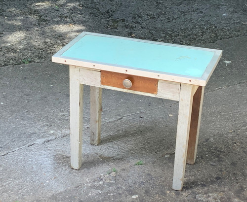 Ancien tout petit bureau