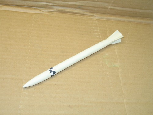 Dinky toys missile - missile, fusée
