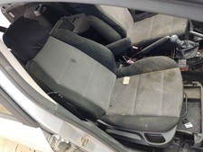 5885ADD SIÈGE AVANT DROIT /