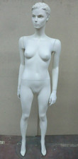 Mannequin Vitrine Poupée
