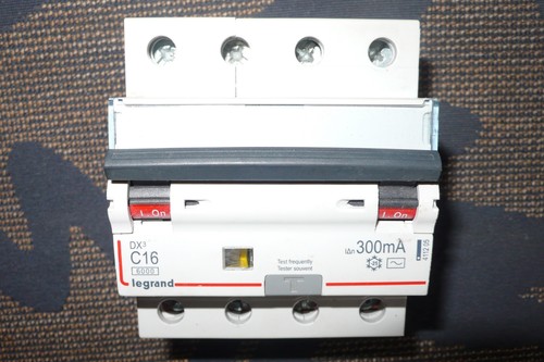 Disjoncteur differentiel tetra - differentiel,