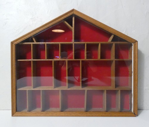 étagère maison bibelots - maison,