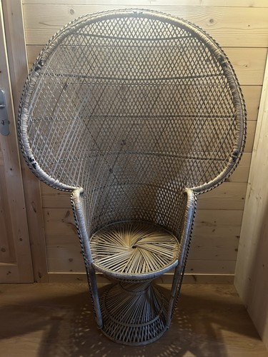 Fauteuil rotin dit - en,