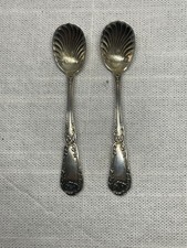 Paire de petites cuillères à