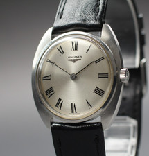 [Presque comme neuve] Montre Longines 33 mm cadran argenté à remontage manuel...