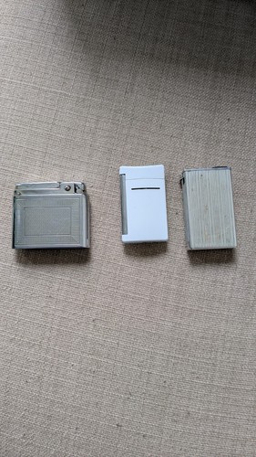 Lot briquets vintage dont - 3,