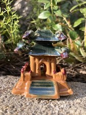 FIGURINE ASIATIQUE PAGODE POUR DÉCORATION BONSAÏ, JARDIN ZEN. 8CM