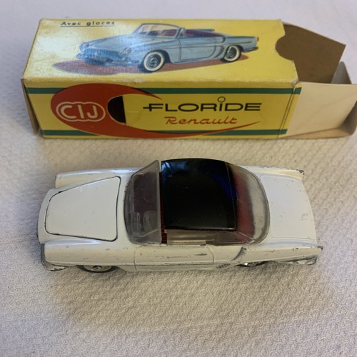 Ancienne voiture miniature - voiture,