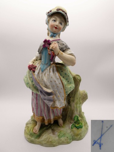 740 imposante figurine - imposante,