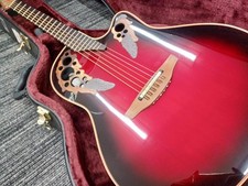 Guitare acoustique OVATION USA