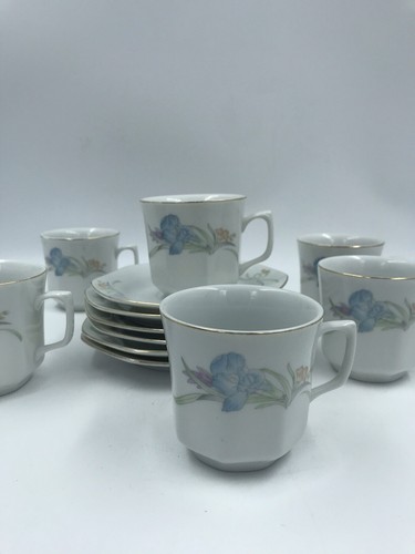 Tasses sous - tasses,