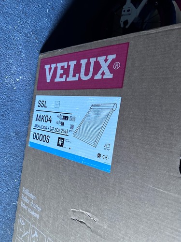 Volet roulant solaire velux - volet,