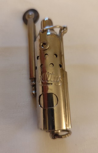 Rare briquet tranchée - rare, de