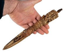 Phurba  Mahakala - Vajrakila - Rituel bouddhiste imitation Os en résine  # 2248