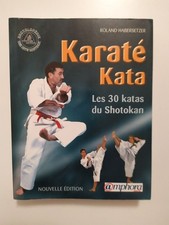 KARATE KATA - Les 30 katas du