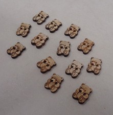 Lot 13 Boutons anciens en bois