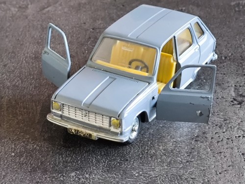 Dinky spain 1453 renault - dinky,