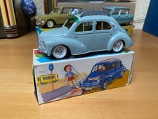 JYESA RENAULT 4 CV- ÉCHELLE