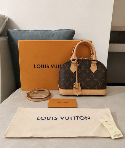 Louis vuitton monogram - louis,