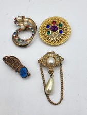 XB – Lot 4 Broches Vintage