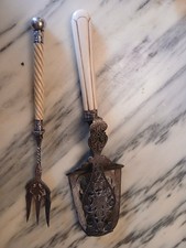 Couverts Spécifiques Anciens