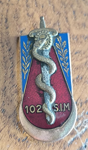 Insigne 102 sim - insigne,