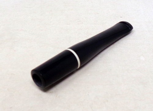 Superbe fume cigarette ancien