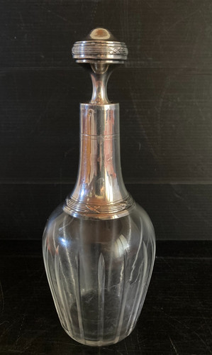 Ancienne petite carafe liqueur