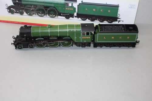 Hornby r3132 locomotive - hornby,