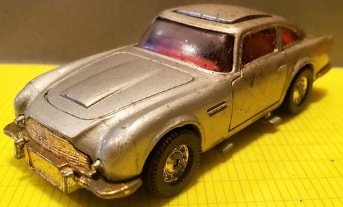 Aston martin james bond - martin, 007