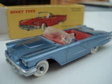 Dinky Toys Ford Thunderbird