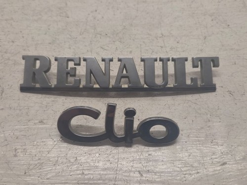 Monogramme sur coffre pour