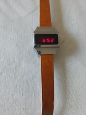 Montre Led Rouge Timex Fonctionne Bon Etat 27mm