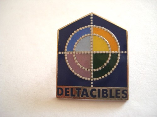 Pins rare vintage - pins,