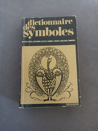 Livre dictionnaire des - livre,