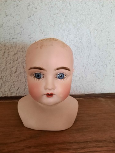 Tête ancienne poupée - tête,