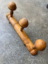 Ancien porte manteau mural