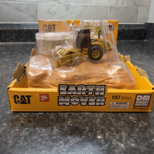 Diecast masters earth - masters,