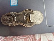 ANCIEN DISTRIBUTEUR OU ÉTUI A