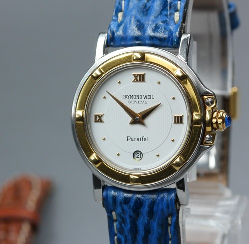 Montre quartz pour femme - à,