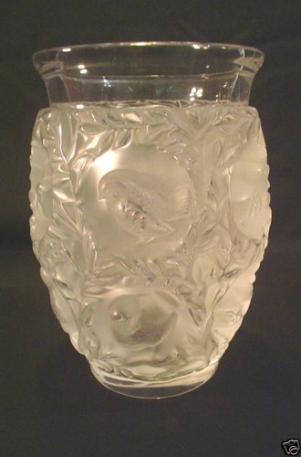 Classic lalique bagatelle - lalique,