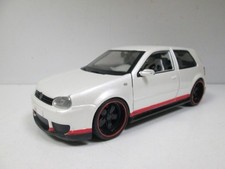 VOLKSWAGEN GOLF IV 4 R32